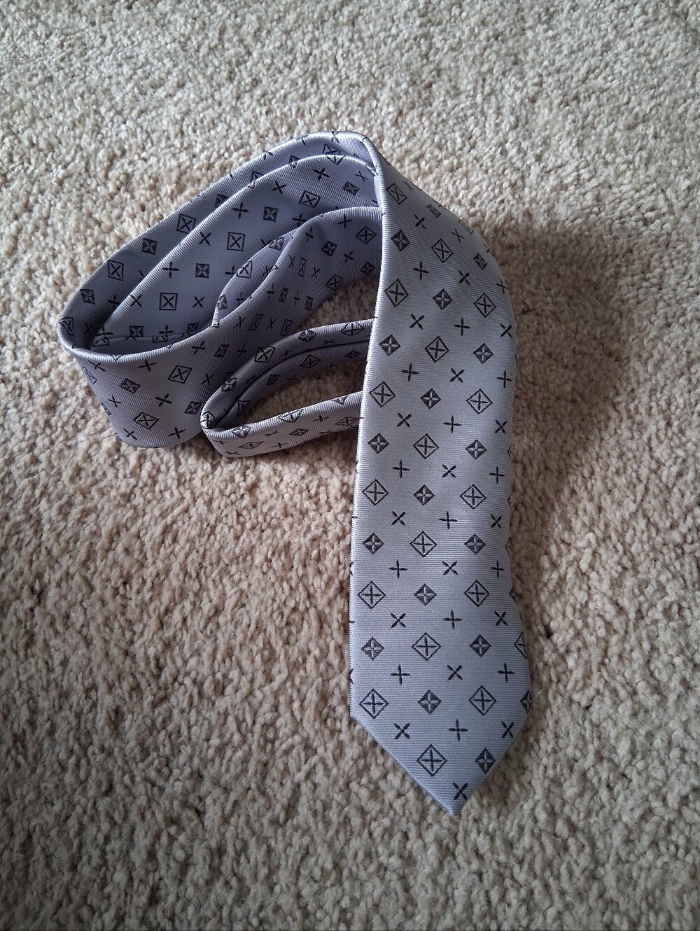 Lands End Skinny Silver Gray Medallion Polyester Tie